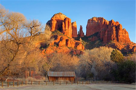 Cathedral Rock at Red Rock Crossing, Sedona, Arizona, United States of America, North America Stock Photo - Rights-Managed, Code: 841-07082629