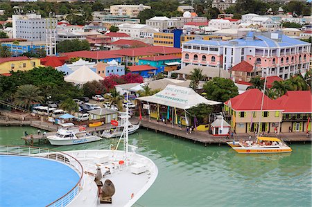 simsearch:841-06343029,k - Cruise ship in St. John's Harbour, Antigua, Antigua and Barbuda, Leeward Islands, West Indies, Caribbean, Central America Fotografie stock - Rights-Managed, Codice: 841-07082633