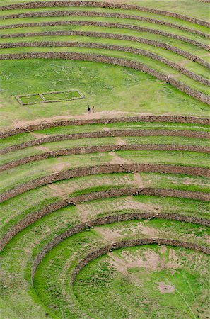 simsearch:841-07205425,k - Moray Incan agricultural laboratory ruins near Maras, Sacred Valley, Peru, South America Photographie de stock - Rights-Managed, Code: 841-07082872