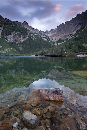 simsearch:841-07081771,k - A mirror still Popradske Pleso lake in the High Tatras, Tatra Mountains, Slovakia, Europe Photographie de stock - Rights-Managed, Code: 841-07082955