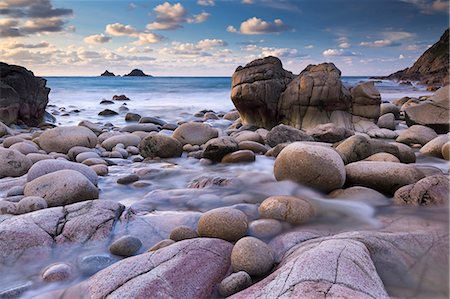 Rocky cove at Porth Nanven near Land's End, Cornwall, England, United Kingdom, Europe Photographie de stock - Rights-Managed, Code: 841-07082969