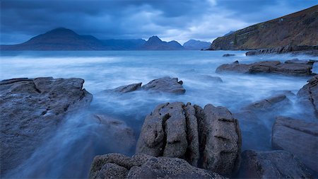 simsearch:841-06345386,k - The Cuillin mountains from the coast at Elgol, Isle of Skye, Inner Hebrides, Scotland, United Kingdom, Europe Photographie de stock - Rights-Managed, Code: 841-07082962