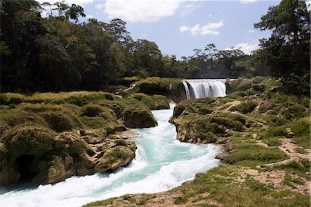 rivers and landscape - Rio Santo Domingo, Centro Ecoturistico Las Nubes, Chiapas, Mexico, North America Stock Photo - Rights-Managed, Code: 841-07083002