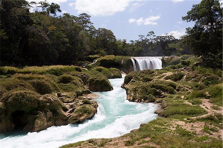 Rio Santo Domingo, Centro Ecoturistico Las Nubes, Chiapas, Mexico, North America Fotografie stock - Rights-Managed, Codice: 841-07083002