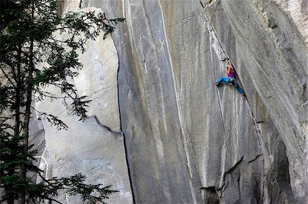 simsearch:841-03675371,k - A climber scales cliffs at Cadarese, northern Italy, Europe Fotografie stock - Rights-Managed, Codice: 841-07083085