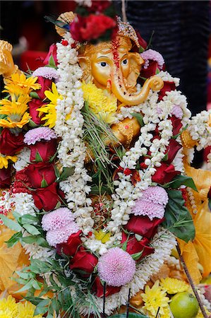 paris flower - Statue of the Hindu God Ganesh with garlands, Paris, France, Europe Stock Photo - Rights-Managed, Code: 841-07083234