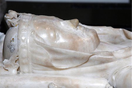 Detail of the recumbent effigy on the tomb of Isabella of Aragon wife of Philip III the bold, Basilica of St. Denis, Seine-St. Denis, Paris, France, Europe Photographie de stock - Rights-Managed, Code: 841-07083242