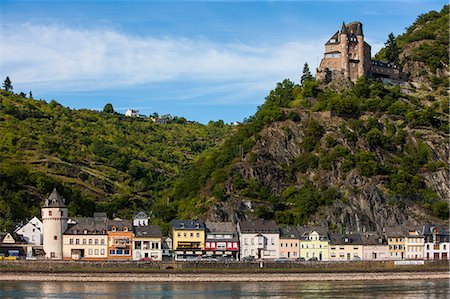 Castle Gutenfels above Kaub in the Rhine valley, Rhineland-Palatinate, Germany, Europe Stock Photo - Rights-Managed, Code: 841-07083485