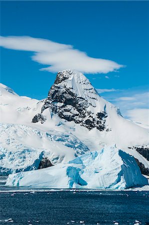 Glacier and icebergs in Cierva Cove, Antarctica, Polar Regions Stock Photo - Rights-Managed, Code: 841-07083539