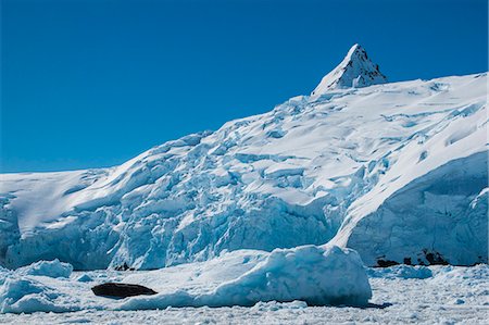 simsearch:841-07083572,k - Iceberg, Cierva Cove, Antarctica, Polar Regions Fotografie stock - Rights-Managed, Codice: 841-07083542