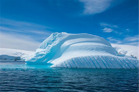 simsearch:841-07080940,k - Floating, icebergs, Mikkelson Island, Antarctica, Polar Regions Stock Photo - Rights-Managed, Code: 841-07083580