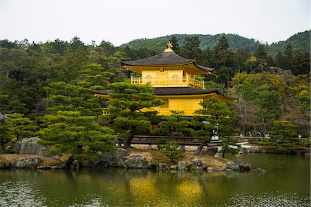 Kinkaku.Ji or golden pavillon buddhist temple,  Unesco world heritage sight Kyoto, Japan Photographie de stock - Rights-Managed, Code: 841-07083728