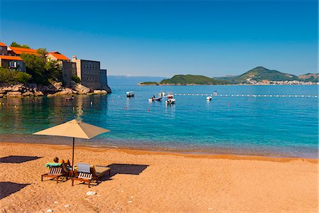 sveti stefan - Hotel beach, Sveti Stefan, now Aman Sveti Stefan Hotel, Montenegro, Europe Stock Photo - Rights-Managed, Code: 841-07083803