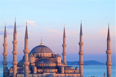 simsearch:841-07083944,k - Blue Mosque (Sultan Ahmet Camii), Istanbul, Turkey Photographie de stock - Rights-Managed, Code: 841-07204342