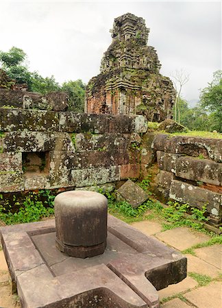 Lingam, My Son Temple Group, UNESCO World Heritage Site, Vietnam, Indochina, Southeast Asia, Asia Stock Photo - Rights-Managed, Code: 841-07205095