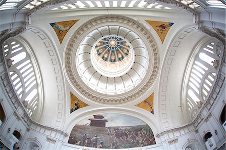 plafond - Main dome and ornate ceiling in the interior of the former Presidential Palace, now the Museum of the Revolution, Havana Centro, Havana, Cuba, West Indies, Central America Photographie de stock - Rights-Managed, Code: 841-07205137