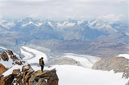 Climber on Monte Rosa Duforspitze, 4634m, highest peak in Switzerland, Zermatt, Valais, Swiss Alps, Switzerland, Europe Stockbilder - Lizenzpflichtiges, Bildnummer: 841-07205216
