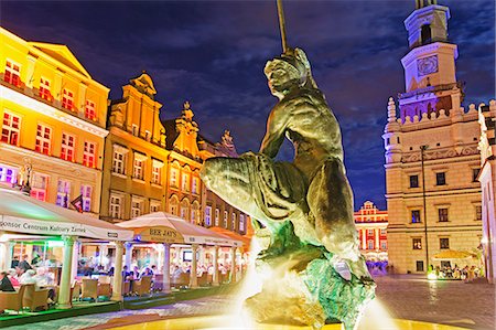 sculpture water fountains - Statue of Mars, historic Old Town, Poznan, Poland, Europe Stock Photo - Rights-Managed, Code: 841-07205259