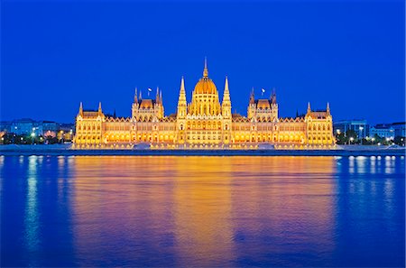 Hungarian Parliament Building, Banks of the Danube, UNESCO World Heritage Site, Budapest, Hungary, Europe Stock Photo - Rights-Managed, Code: 841-07205270