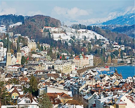 switzerland - Lucerne on Lake Lucerne, Lucerne, Switzerland, Europe Foto de stock - Con derechos protegidos, Código: 841-07205345