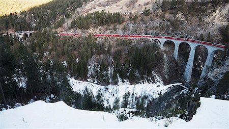 snow trees alpine - Landwasser Viaduct, Bernina Express railway line, UNESCO World Heritage Site, Graubunden, Swiss Alps, Switzerland, Europe Photographie de stock - Rights-Managed, Code: 841-07205367