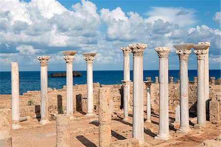 View from the central basilica, Apollonia, Libya, North Africa, Africa Foto de stock - Con derechos protegidos, Código: 841-07205376