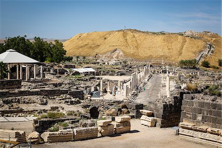 Ruins of the Roman-Byzantine city of Scythopolis, Tel Beit Shean National Park, Beit Shean, Israel, Middle East Stock Photo - Rights-Managed, Code: 841-07205405