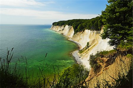 Chalk cliffs, Jasmund National Park, Ruegen Island (Rugen Island), Mecklenburg-Vorpommern, Germany, Baltic Sea, Europe Foto de stock - Con derechos protegidos, Código: 841-07205451