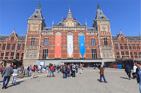 Central Train Station, Amsterdam, Netherlands, Europe Photographie de stock - Rights-Managed, Code: 841-07205956
