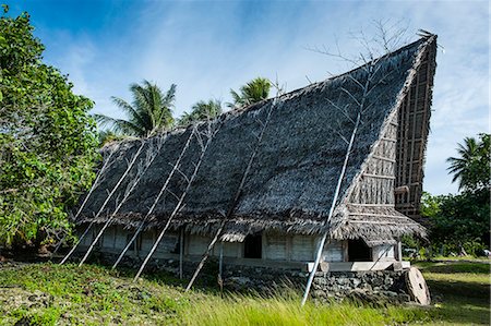 simsearch:841-05796365,k - Traditional thatched roof hut, Island of Yap, Federated States of Micronesia, Caroline Islands, Pacific Foto de stock - Con derechos protegidos, Código: 841-07205999