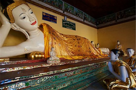Reclining Buddha statue, Shwedagon Paya, Yangon (Rangoon), Myanmar (Burma), Asia Stock Photo - Rights-Managed, Code: 841-07206154