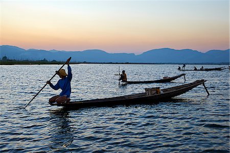 simsearch:841-06449413,k - Fisherman on Inle Lake, Shan State, Myanmar (Burma), Asia Foto de stock - Con derechos protegidos, Código: 841-07206244