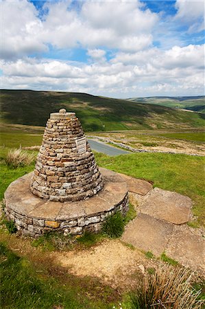 simsearch:841-03064171,k - Muker Parish 2000 Stone Seat above Thwaite in Swaledale Yorkshire Dales, Yorkshire, England, United Kingdom, Europe Photographie de stock - Rights-Managed, Code: 841-07206370