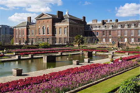 england landmark - Kensington Palace gardens with tulips, Kensington Gardens, London, England, United Kingdom, Europe Stock Photo - Rights-Managed, Code: 841-07206382