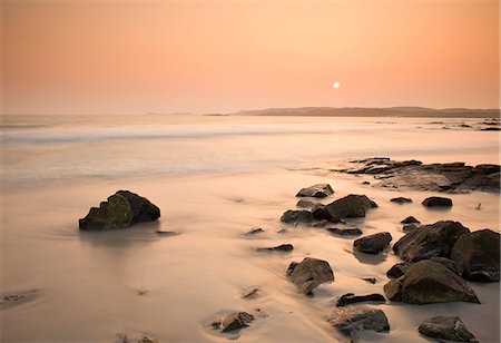 stones sand horizon - Ballyconneely beach, Connemara, County Galway, Connacht, Republic of Ireland, Europe Stock Photo - Rights-Managed, Code: 841-07206463