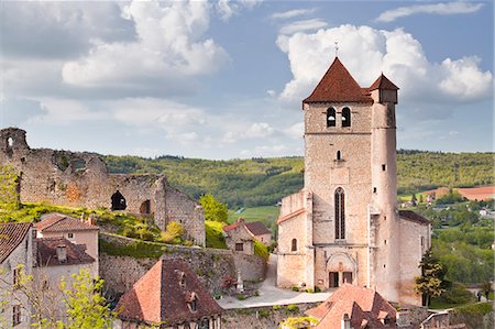 french village - The village of Saint Cirq Lapopie, designated a Beaux Village de France, Lot, France, Europe Stock Photo - Rights-Managed, Code: 841-07206498