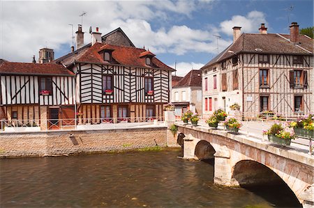 french culture - Half timbered houses in the village of Essoyes, Aube, Champagne-Ardennes, France, Europe Stock Photo - Rights-Managed, Code: 841-07206566