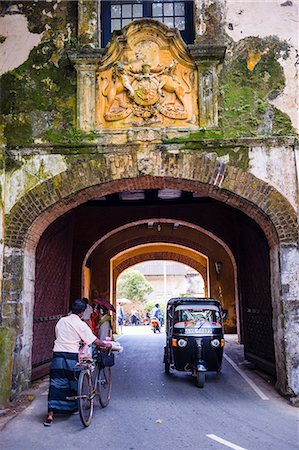 sri lanka - Entrance gate to the Old Town of Galle, UNESCO World Heritage Site on the South Coast of Sri Lanka, Asia Foto de stock - Con derechos protegidos, Código: 841-07201421