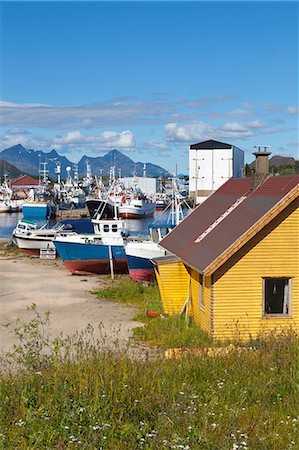 The shipping town of Ballstad, Vestvagoy, Lofoten Islands, Nordland, Norway, Scandinavia, Europe Stock Photo - Rights-Managed, Code: 841-07201485