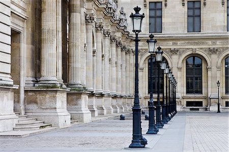 simsearch:841-07201822,k - Row of street lights by Louvre Museum, Paris, France Stock Photo - Rights-Managed, Code: 841-07201818