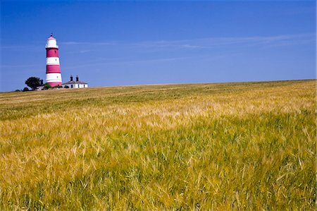 simsearch:400-05025778,k - Lighthouse at Happisburgh, Norfolk coast, United Kingdom Stock Photo - Rights-Managed, Code: 841-07202001