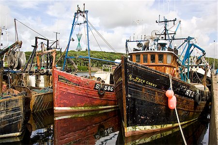 Trawler fishing boats in Stornoway, Outer Hebrides, United Kingdom Stock Photo - Rights-Managed, Code: 841-07202032