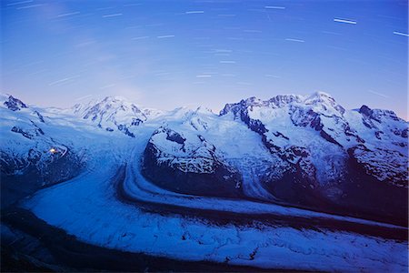 star, night - Monte Rosa Glacier and Breithorn Mountain, Zermatt, Valais, Swiss Alps, Switzerland, Europe Stock Photo - Rights-Managed, Code: 841-07202213