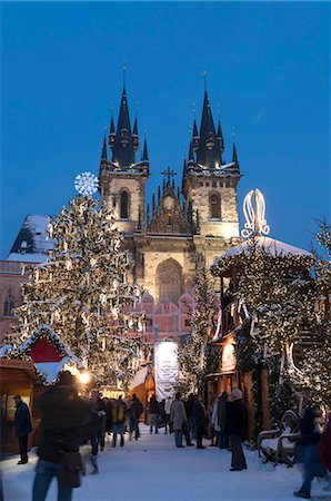 Snow-covered Christmas Market and Tyn Church, Old Town Square, Prague, Czech Republic, Europe Stock Photo - Rights-Managed, Code: 841-07202221