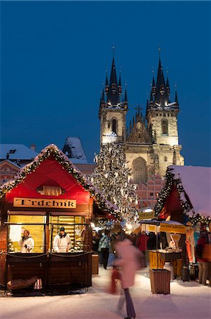 Snow-covered Christmas Market and Tyn Church, Old Town Square, Prague, Czech Republic, Europe Stock Photo - Rights-Managed, Code: 841-07202222