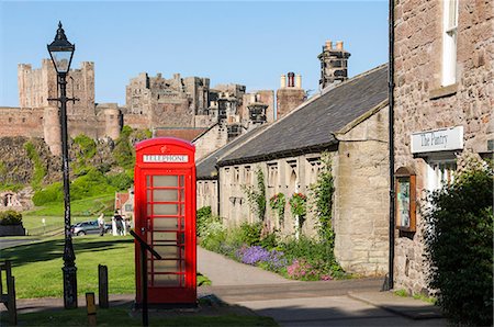 Bamburgh Village and Castle, Northumberland, England, United Kingdom, Europe Photographie de stock - Rights-Managed, Code: 841-07202243