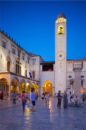 Clock tower at dusk, Stradun, UNESCO World Heritage Site, Dubrovnik, Dalmatian Coast, Dalmatia, Croatia, Europe Photographie de stock - Rights-Managed, Code: 841-07202476