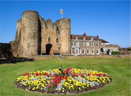 england not people - Tonbridge Castle, Tonbridge, Kent, England, United Kingdom, Europe Stock Photo - Rights-Managed, Code: 841-07202520