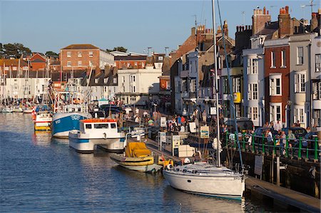 simsearch:841-03517188,k - Fishing boats in the Old Harbour, Weymouth, Dorset, England, United Kingdom, Europe Stock Photo - Rights-Managed, Code: 841-07202522