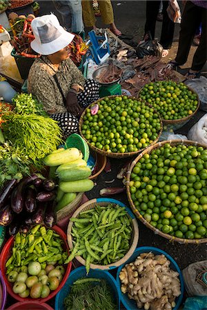 simsearch:841-07206435,k - Fresh fruit and vegetables at Food market, Phnom Penh, Cambodia, Indochina, Southeast Asia, Asia Foto de stock - Con derechos protegidos, Código: 841-07202621